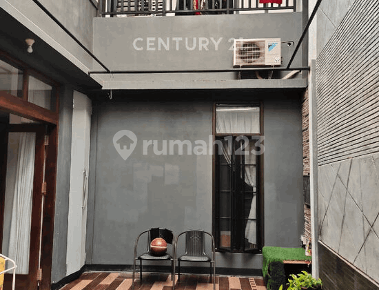 Rumah Hook Rawamangun Jakarta Timur Lokasi Strategis 1