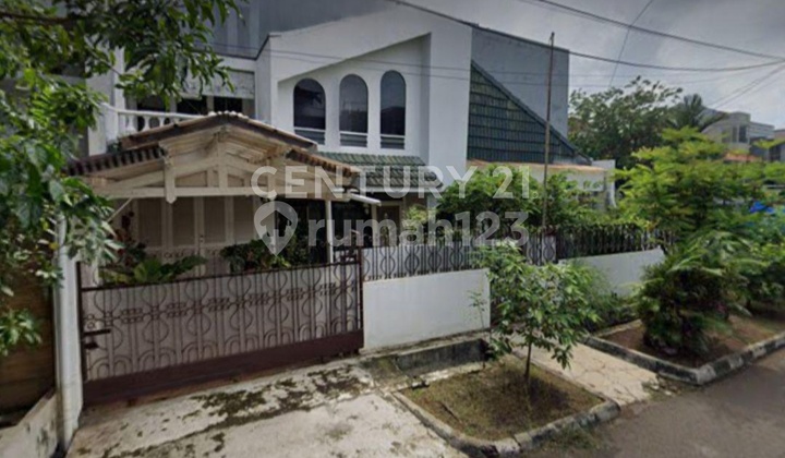 RUMAH ASRI DAN AMAN DI PULOMAS DEKAT SEKOLAH DON BOSCO 