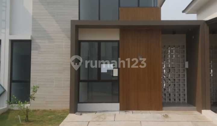 Rumah 2 lantai di cisauk cluster chloe one gate sistem Rumah 2 lantai di cisauk cluster chloe one gate sistem