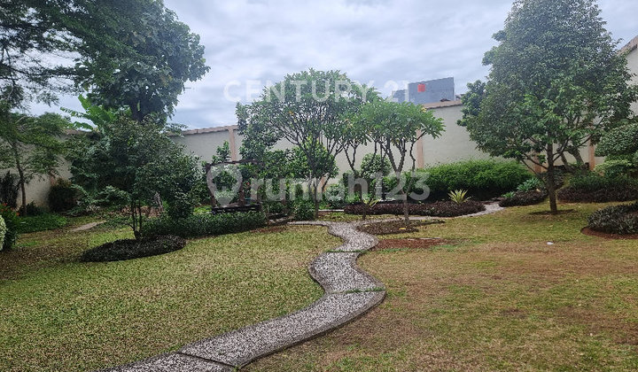 Gedung Ruko 3 Gandeng 4 Lantai Di Kebon Jeruk Jakarta Barat