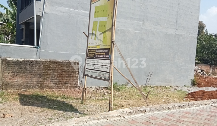 Rumah Mewah Murah Bonus Kolam Ikan Dekat Jalan Raya Di Bandung 9