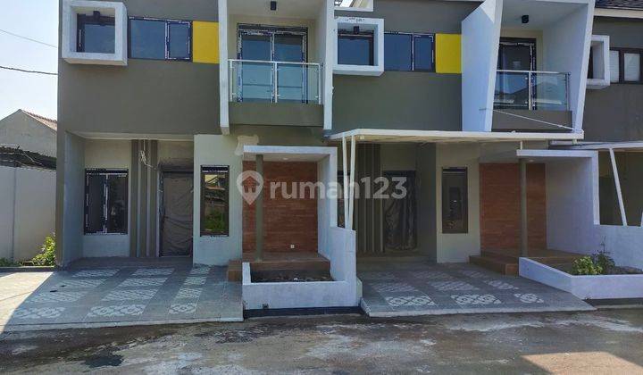 RUMAH MURAH 2 Lantai  SIAP HUNI DI ANTAPANI 2