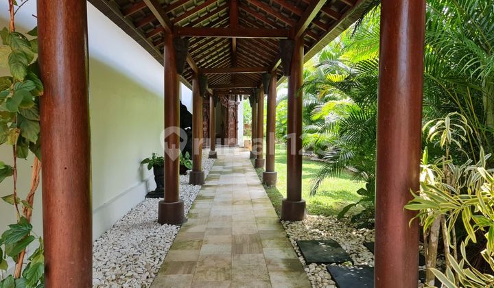 Vila Tepi Sungai Bergaya Resor Di Nyanyi, Tabanan Bali 3