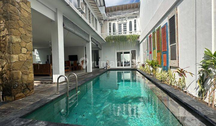 Dijual Villa, Hanya 8 Menit Dari Pantai Batu Belig, Bali 2