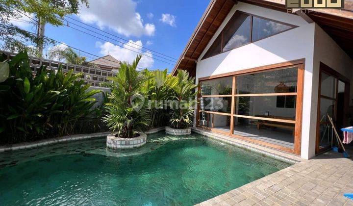 Dijual Villa, Hanya 10 Menit Dari Pusat Seminyak Bali 2