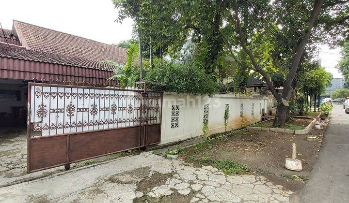 RUMAH DI JALAN BIRAH, JAKSEL, DEKAT SCBD, COCOK BUAT TEMPAT USAHA, SHM 2