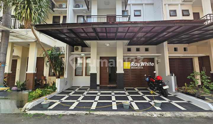 Townhouse in Cipete Utara, Kebayoran Baru, Move-in ready, 2 km to Kemang Village Mall