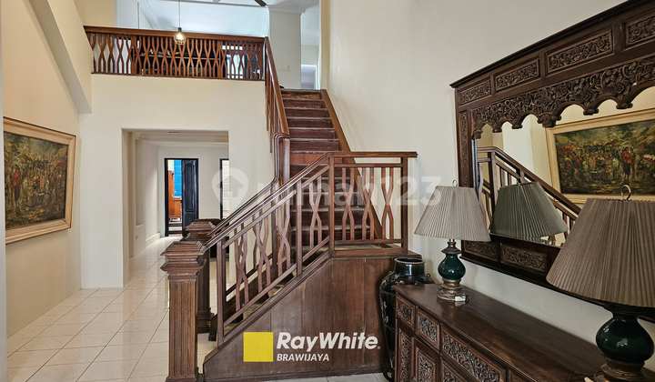House in Fatmawati, Cilandak, South Jakarta, Renovated, Move-in Ready, 3 minutes to Cipete MRT. House in Fatmawati, Cilandak, South Jakarta, Renovated, Move-in Ready, 3 minutes to Cipete MRT.