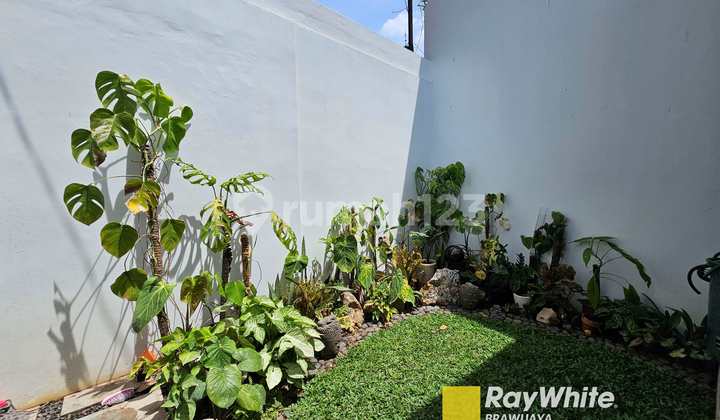 House in Fatmawati, Cilandak, South Jakarta, Renovated, Move-in Ready, 3 minutes to Cipete MRT. 2