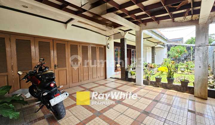 Rumah di Kebayoran Lama, Jakarta Selatan, 2 Km ke Mal Pondok Indah 2