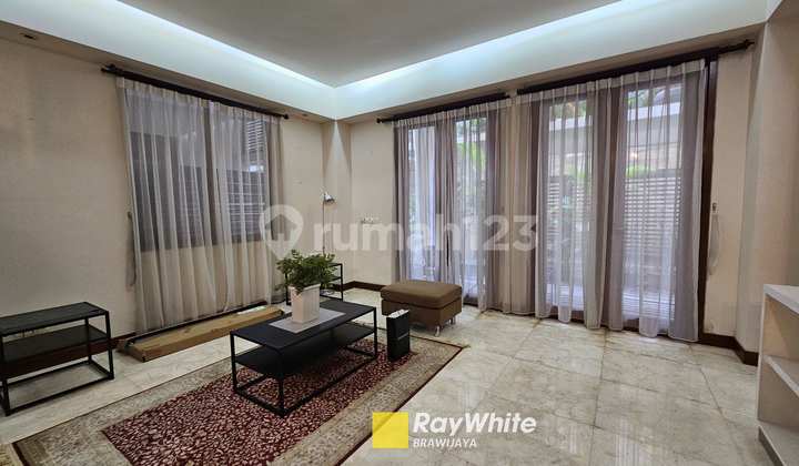 Apartment in Daksa Residence, Kebayoran Baru, South Jakarta, 1 km to SCBD Apartment in Daksa Residence, Kebayoran Baru, South Jakarta, 1 km to SCBD