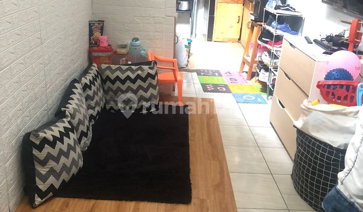 Dijual Cepat Rumah Manis Minimalis, Harga Ekonomis di Sariwangi 3