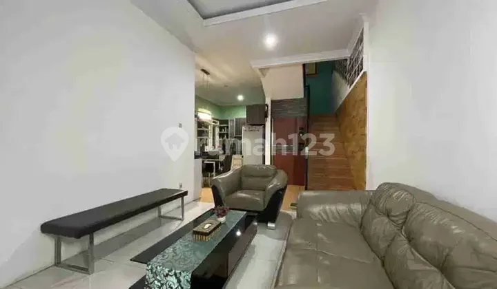 Rumah Mewah 2 Lantai di Kota Mas Cimahi Utara Siap Huni Rumah Mewah 2 Lantai di Kota Mas Cimahi Utara Siap Huni