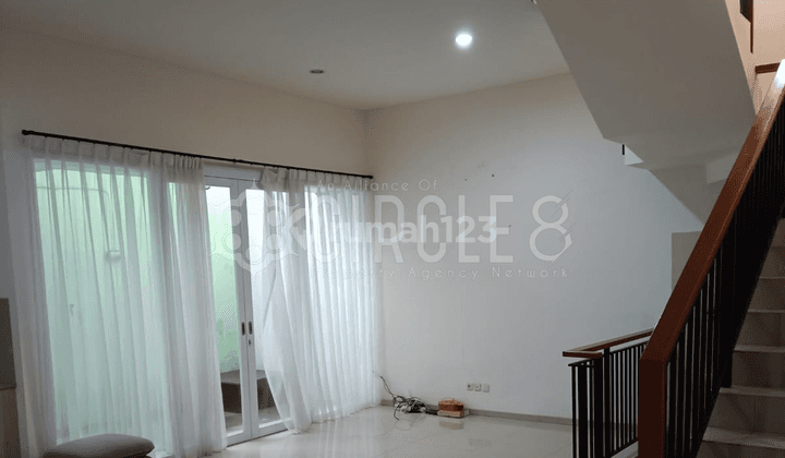 Rumah 2 Lantai Semi Furnish Ini Mewah Banget Dijamin Betah 1