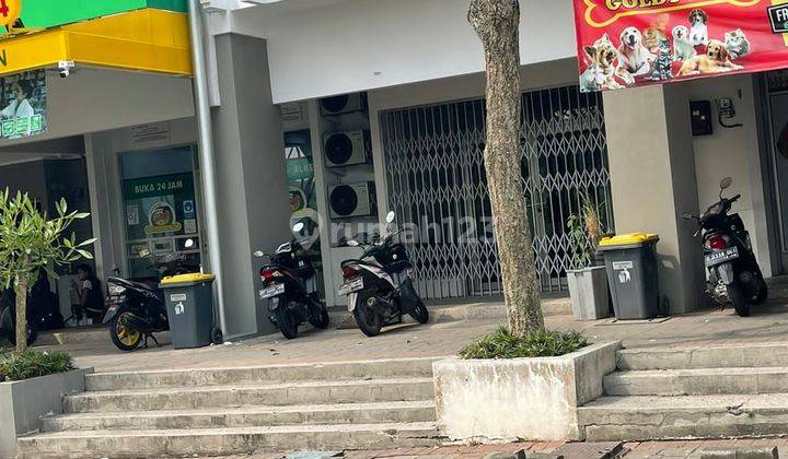 Disewakan Ruko Strategis di Kota Baru Parahyangan Bandung 1