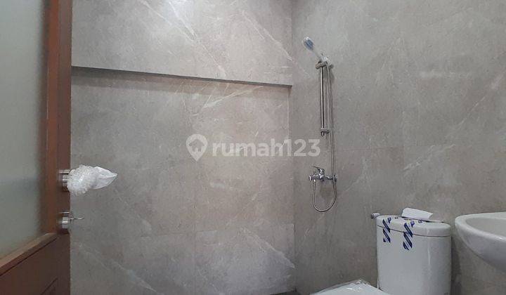 Dijual Rumah Baru Minimalis Keren di Singgasana Pradana 2