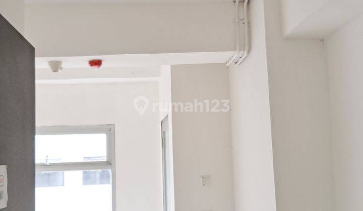 Dijual Unit di Apartemen Asia Afrika Bandung Lantai Rendah Kosongan Tipe 2 Bed Room 1