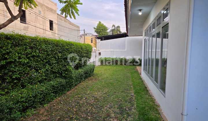 Rumah Lokasi Strategis Terawat Siap Huni di Pangkalan Jati Jarang Ada 2