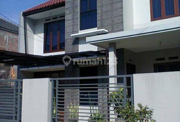 Rumah Bagus Siap Huni di Ciwaruga Bandung Turun Harga 1