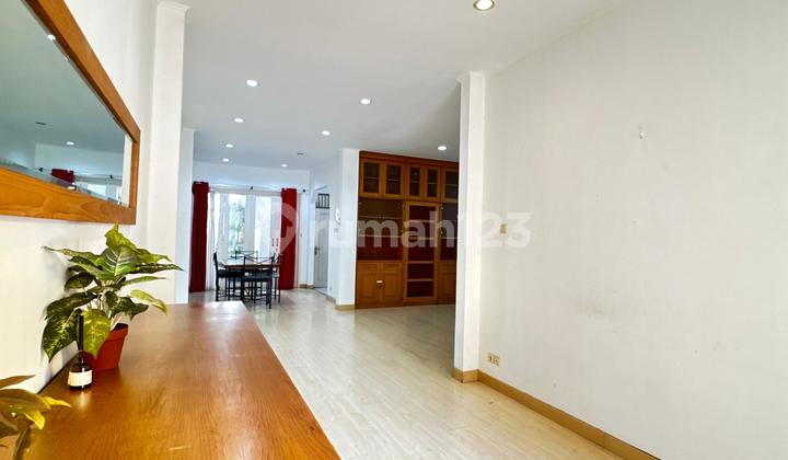 House in Lebak Bulus Complex Near MRT Very Rarely Available