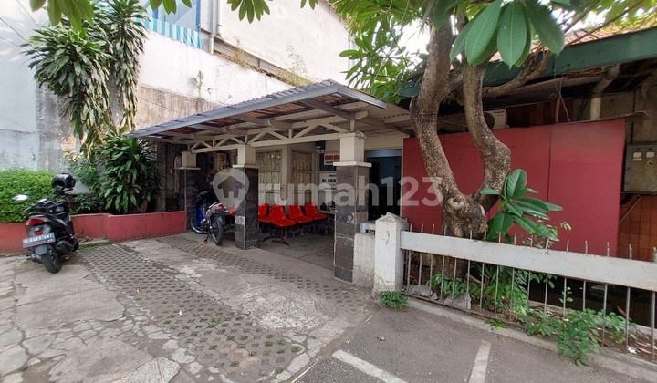 Turun Harga Rumah Lama Ex Klinik di Pondok Pinang Kebayoran Lama Lokasi Strategis