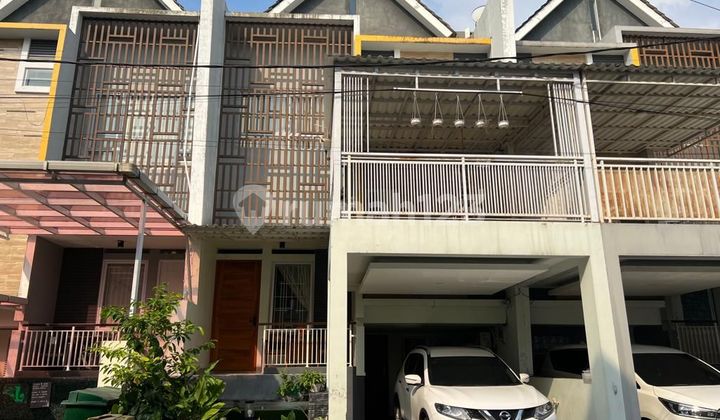 Rumah Terawat Semi Furnished Dalam Townhouse di Cirendeu Jarang Ada