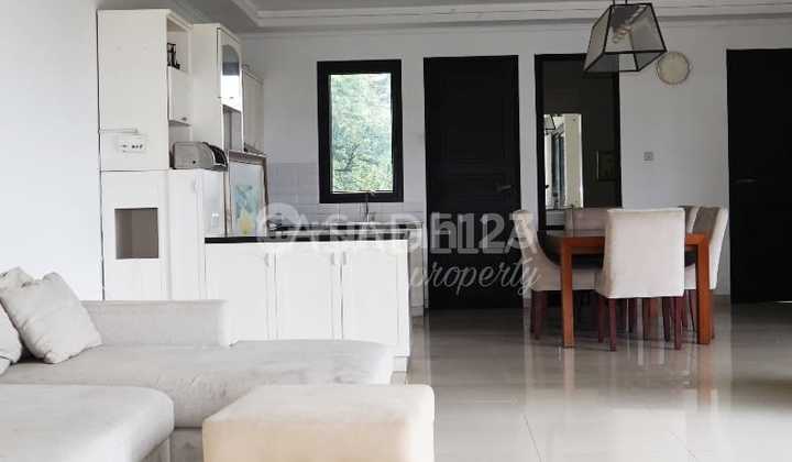 NICE MODERN TROPICAL HOUSE WITH INFINITY POOL IN LEBAK BULUS