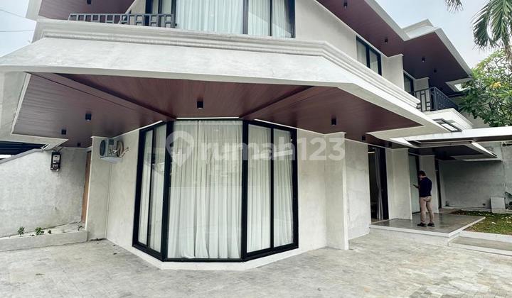 Rumah Luxury Brand New Pondok Indah Jakarta Selatan