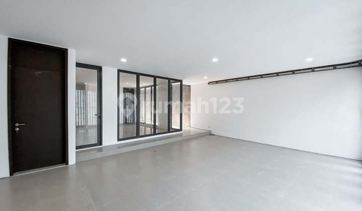 Rumah Brand New Design Lux di Bonavista Residence Lebak Bulus 2