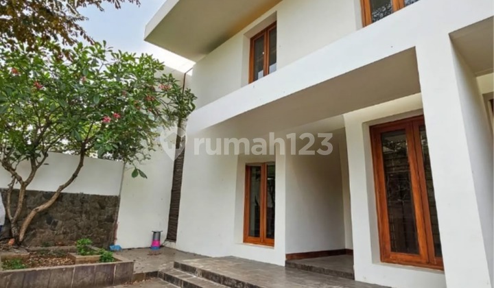 Rumah Luas Nyaman Lingkungan Tenang di Lebak Bulus Jarang Ada 2