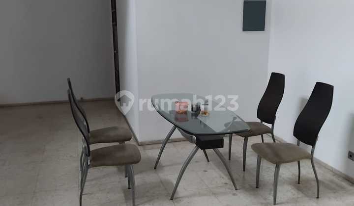 Disewakan Rumah Area Elit Jalan Lega Jarang ada di Pondok Indah Disewakan Rumah Area Elit Jalan Lega Jarang ada di Pondok Indah