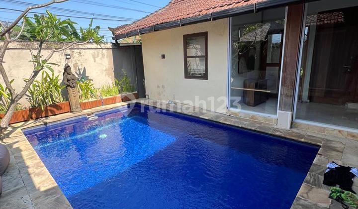 Classic Vintage Villa in Seminyak Bali Very Strategic Classic Vintage Villa in Seminyak Bali Very Strategic