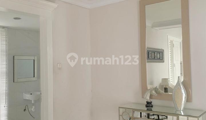 Rumah Luxurious American Classic at Rambut Kasih Kota Baru Parahyangan 2