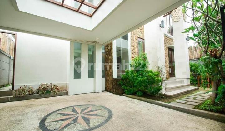 For Sale Villa in Umalas Quiete Area For Sale Villa in Umalas Quiete Area