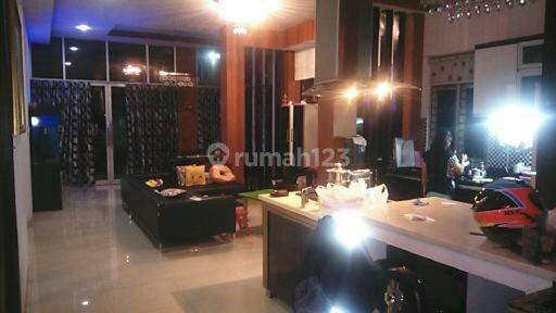 Jual Ruko 4 Lantai di Jalan Moh Toha Mainroad 6