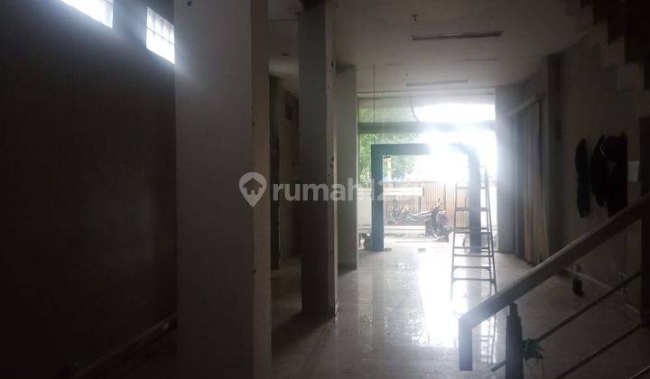 Jual Ruko 4 Lantai di Jalan Moh Toha Mainroad 7