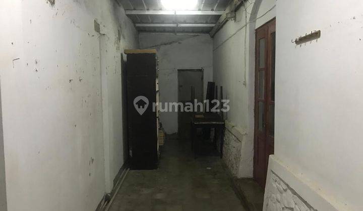 Jual Rumah Hitung Tanah Hoek di Dr Rum 2