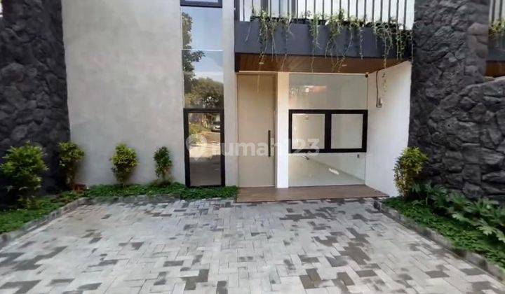 Dijual Rumah Cantik Modern di Babakan Jeruk Bandung 1