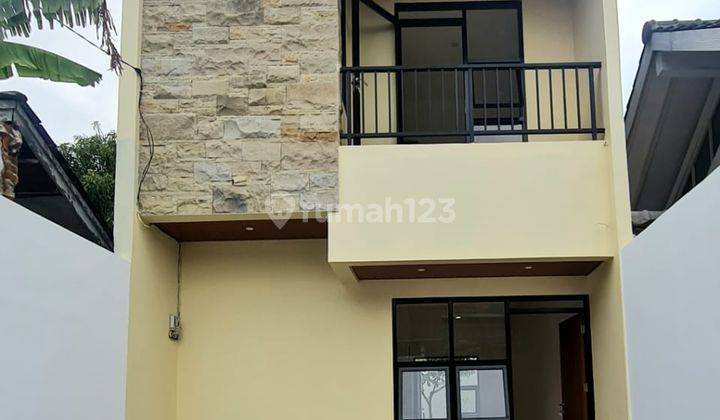 Jual Rumah Modern Minimalis di Komplek Kopo Permai 1