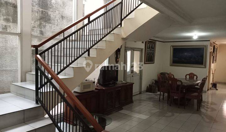 Dijual Rumah Dan Kosan Area Surya Sumantri 1