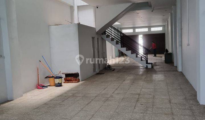 Ruko Besar Pusat Kota di Dewi Sartika Bandung 1