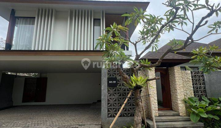 Rumah Mewah Lux di Komplek Natadesa Jimbaran Hijau 1