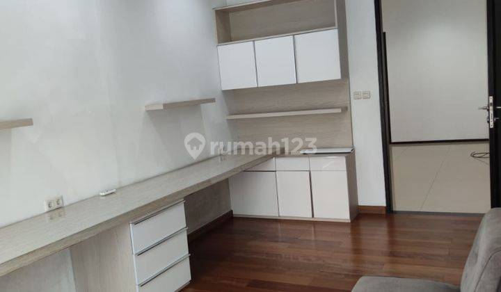 Dijual Rumah Modern Minimalis di Singgasana Pradana 2