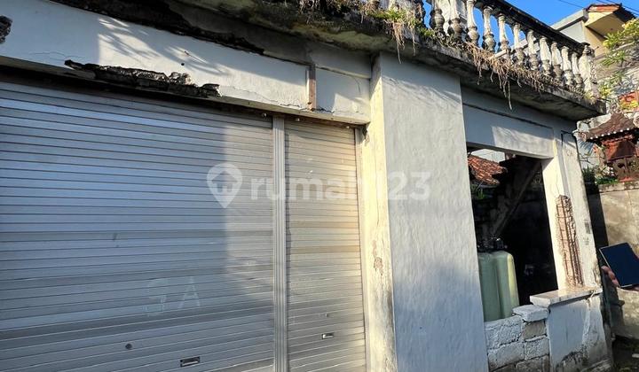 Leasehold Land with a House in Sanur Near Meru Hotel