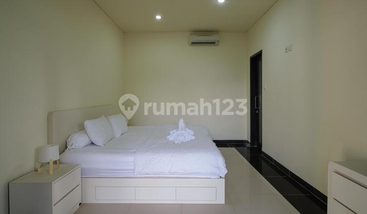 Rumah Lengkap Berfurnitur dengan Taman & Pemandangan Laut dari Atap 2