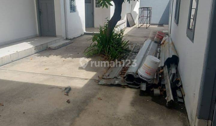 Disewa Ruko Bagus di Jalan Sunda 2