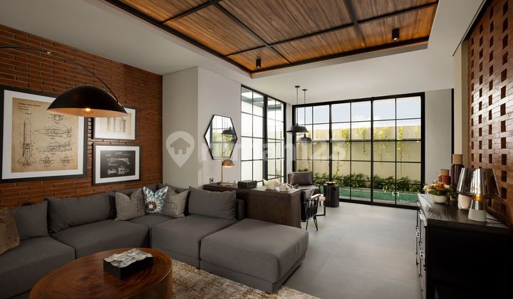 Luxury Designer House at Kerobokan Area