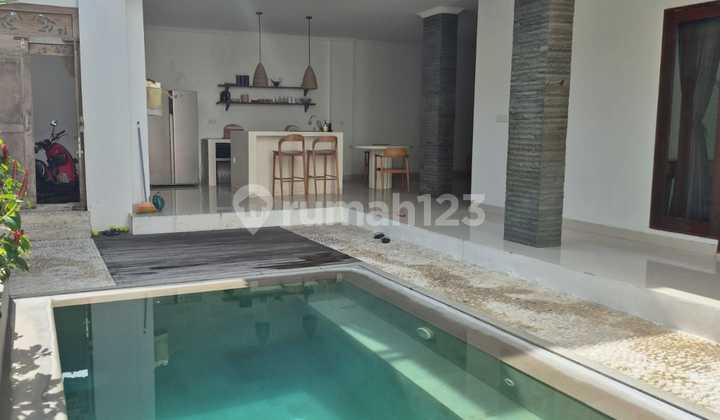 Strategic Villa Near the Beach 2 Stories in Canggu Bali