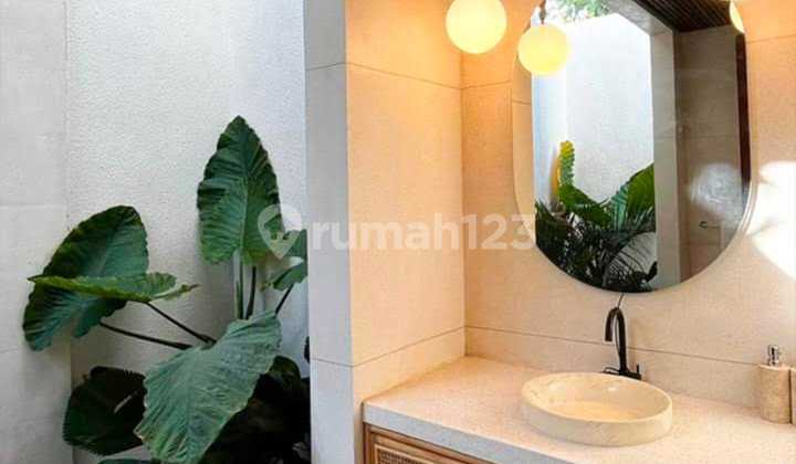 Villa Indah di Pinggir Pantai Sanur Villa Indah di Pinggir Pantai Sanur