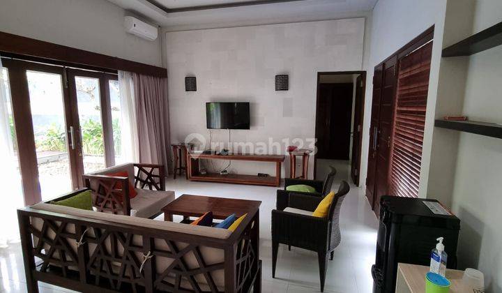 Disewa Villa Cantik di daerah Sunset road Di dalam komplek  2